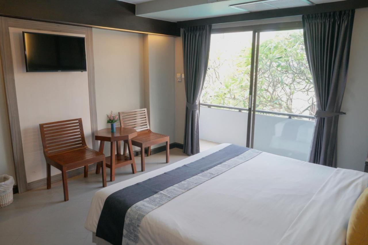 Sea Breeze Jomtien Resort Pattaya Exterior foto