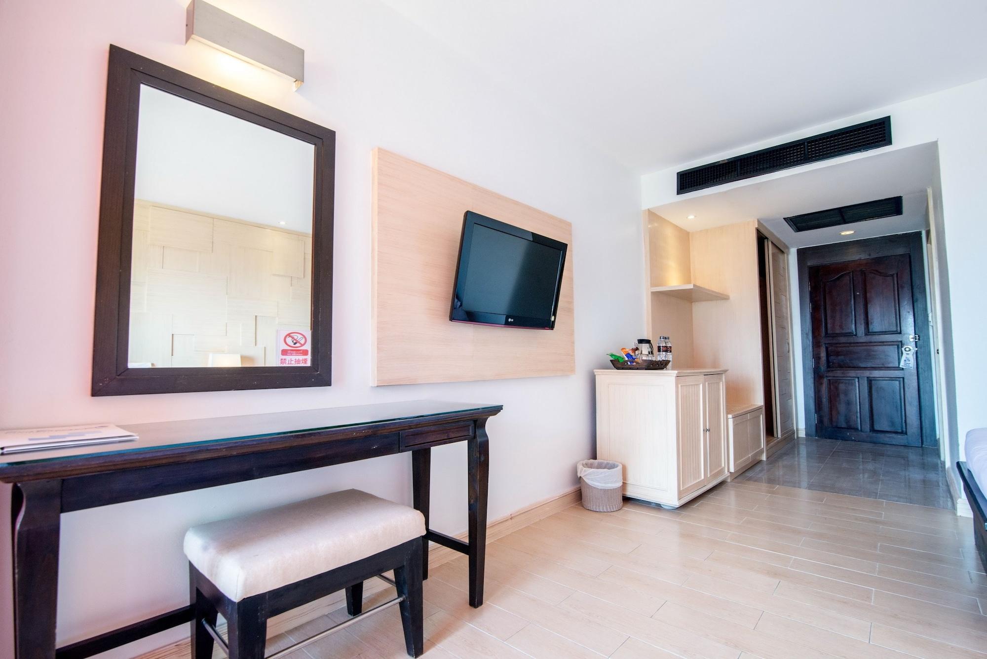 Sea Breeze Jomtien Resort Pattaya Exterior foto
